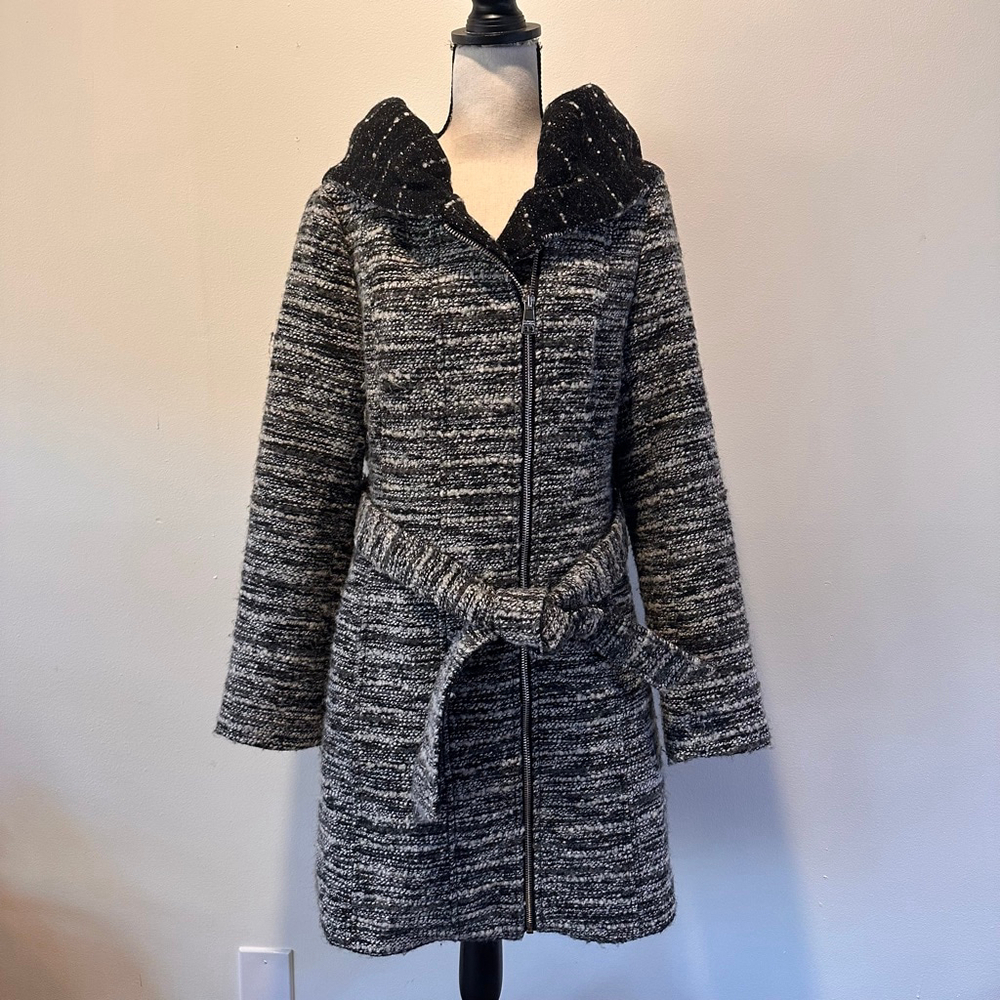 Catherine Malandrino Black White Boucle Hooded Belted Coat | Minimal Luxe Winter - Picture 13 of 13